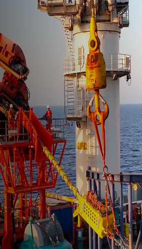 Offshore platform crane operation