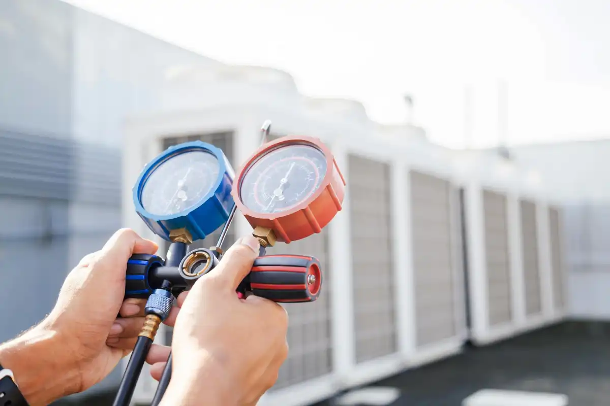 Equipment calibration programs: How maintenance mobile apps help ensure accuracy and reliability