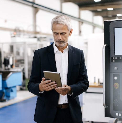 Board-ready uptime reporting for manufacturing: Connecting asset performance to business outcomes